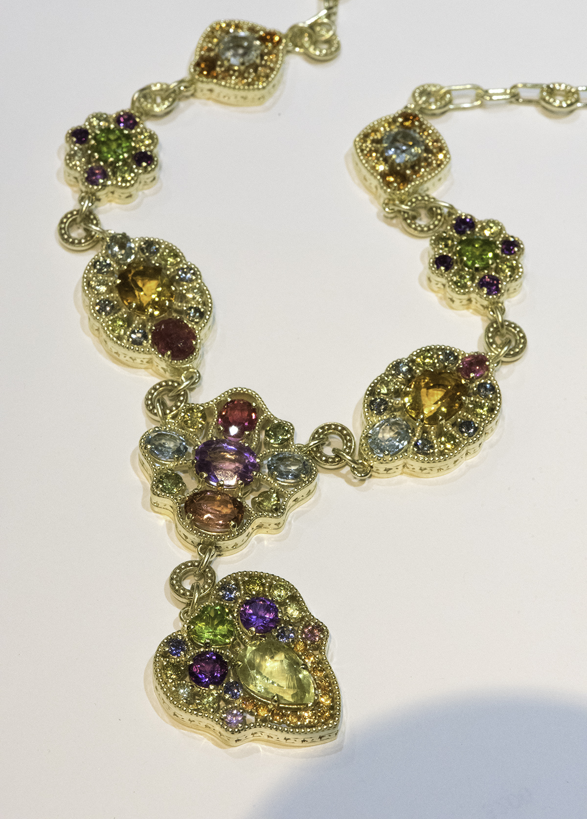 puri_necklace_2_900pw200r